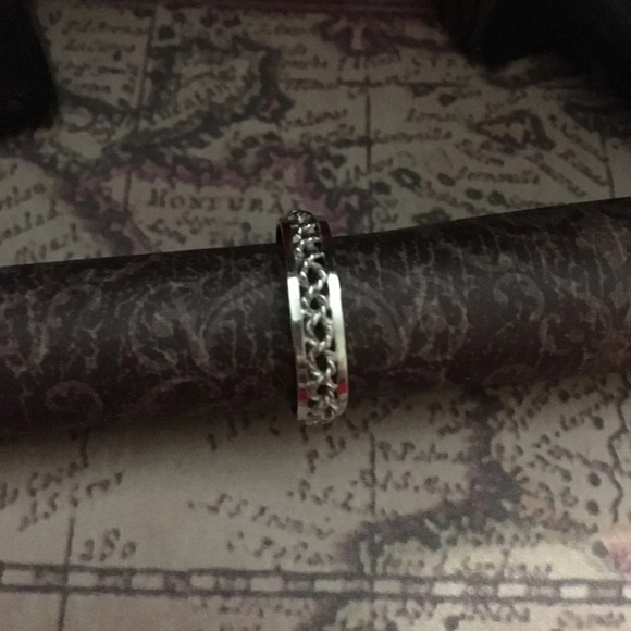 Silver Rope Ring - Picture 3 of 8
